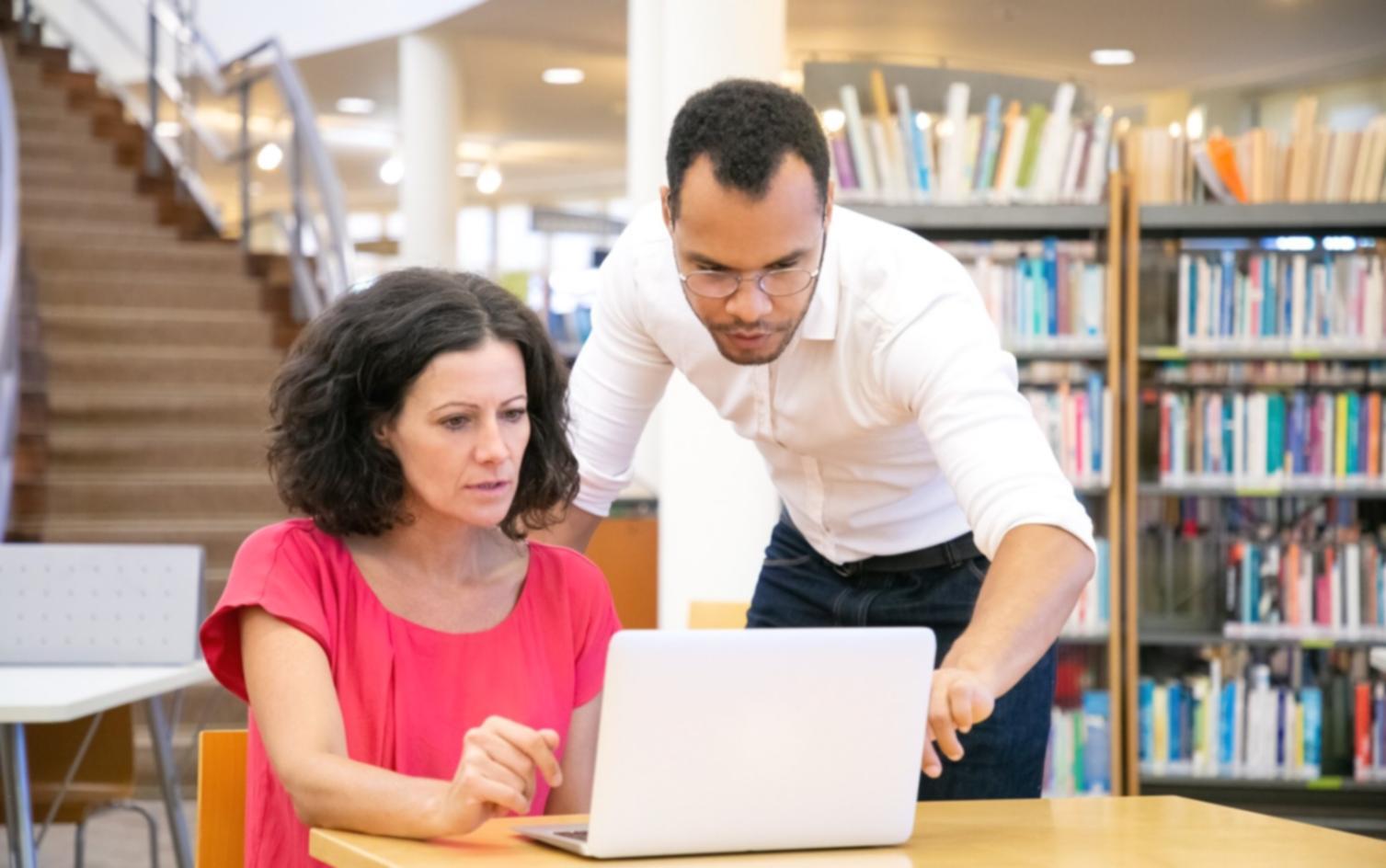 Tim Bacteriaex siap membantu Anda memahami laporan keuangan trading dengan lebih baik